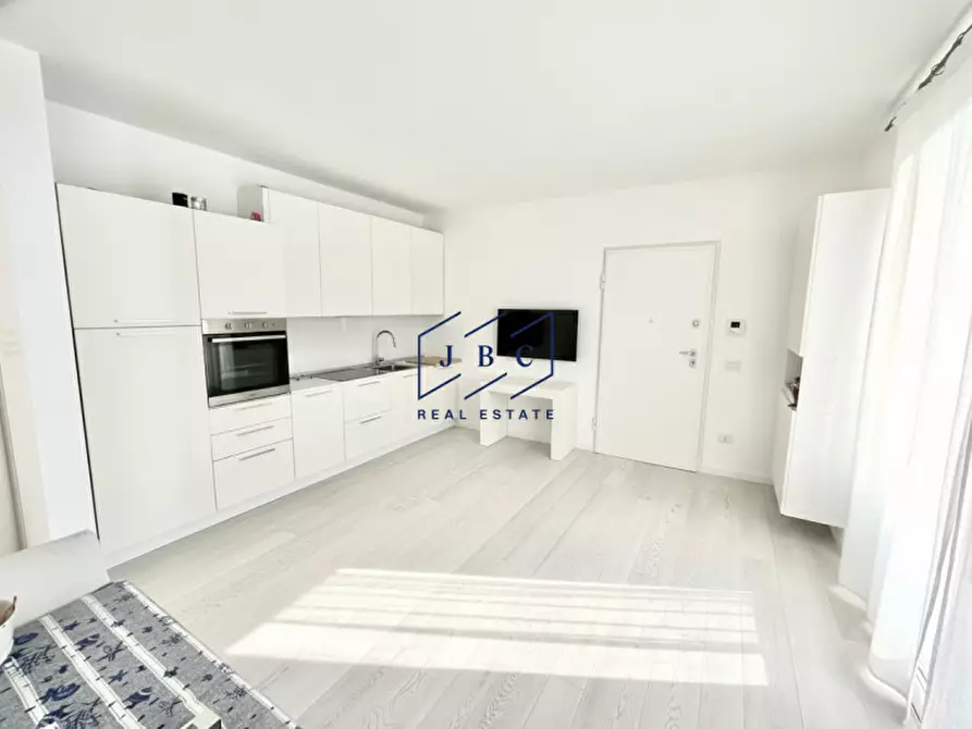 Immagine 3 di Appartamento in vendita  in VIA BELLUNO n. 35 a Jesolo