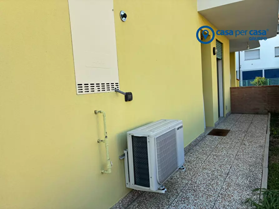 Immagine 3 di Appartamento in vendita  in Via Padre Amedeo Franco Giuliati, 29 a Rovigo