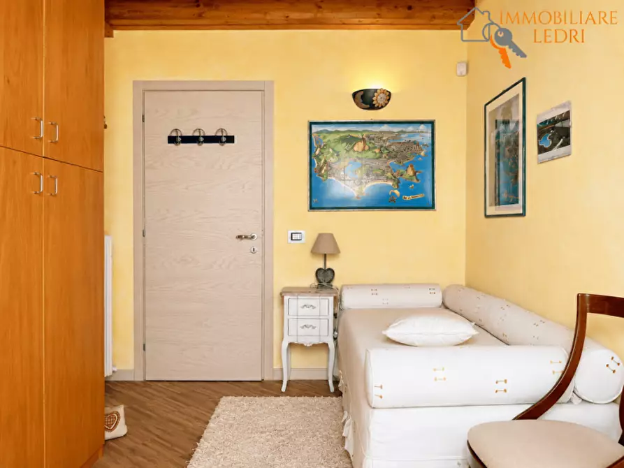 Immagine 18 di Appartamento in vendita  in via dei colli a Valeggio Sul Mincio