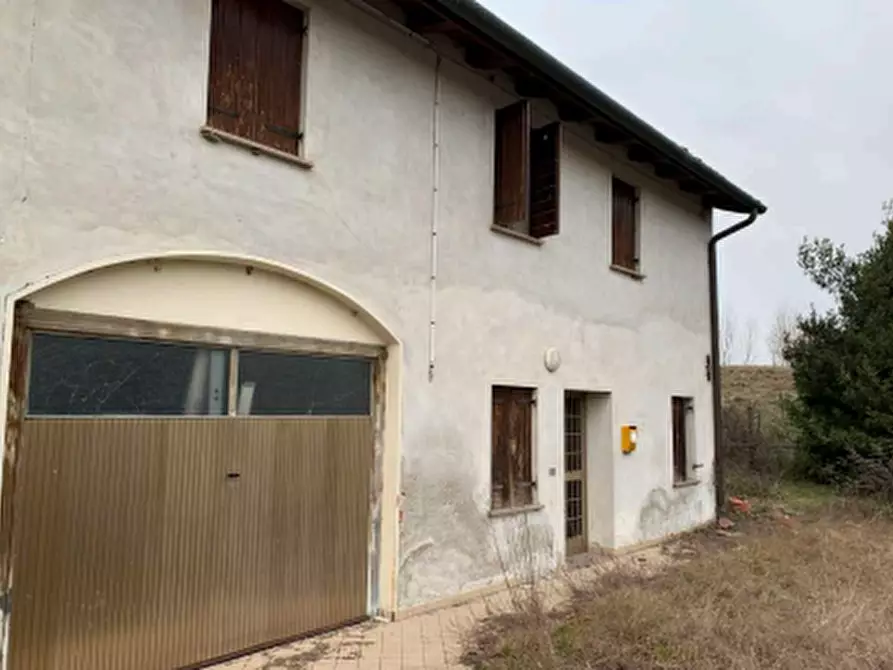 Immagine 2 di Casa bifamiliare in vendita  in Via Barcador, 49 a Spresiano