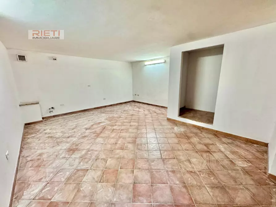 Immagine 9 di Casa indipendente in vendita  in via Burò a Rieti