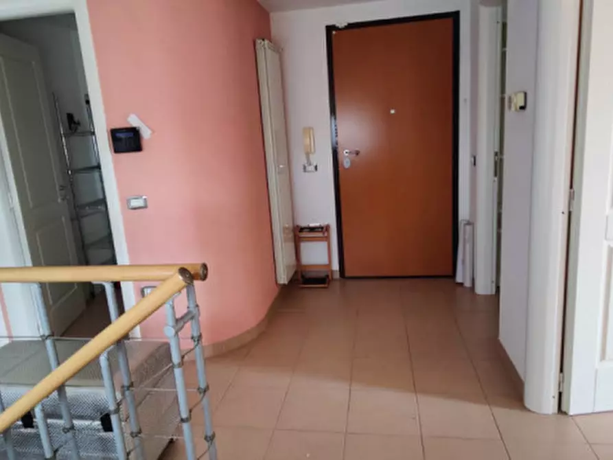Immagine 14 di Appartamento in vendita  in Via Fratelli Adinolfi a Eboli