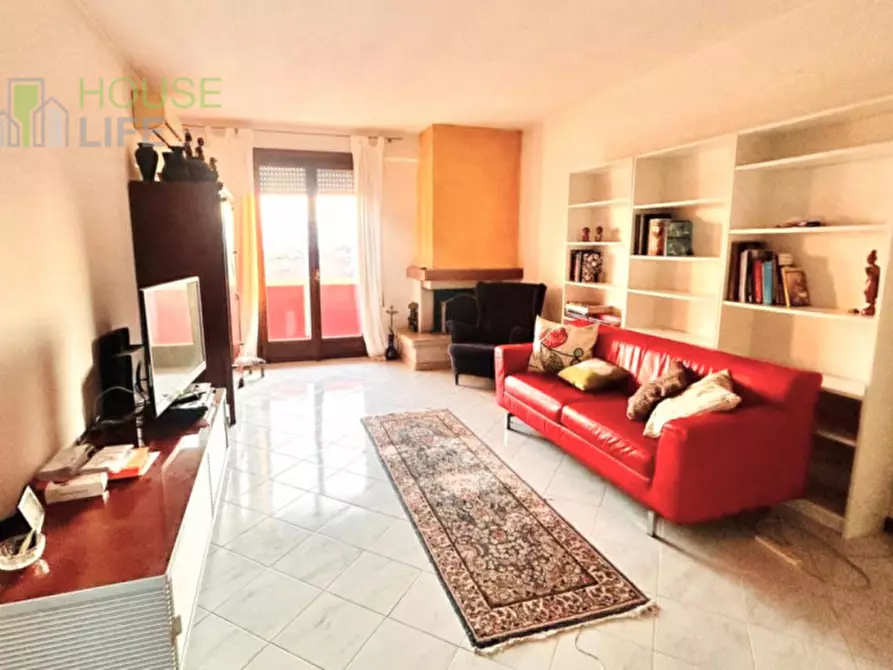 Immagine 4 di Appartamento in vendita  in Via Rostone Thiene a Thiene