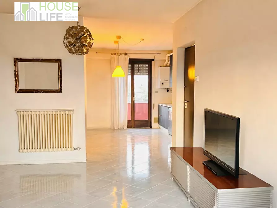 Immagine 8 di Appartamento in vendita  in Via Rostone Thiene a Thiene