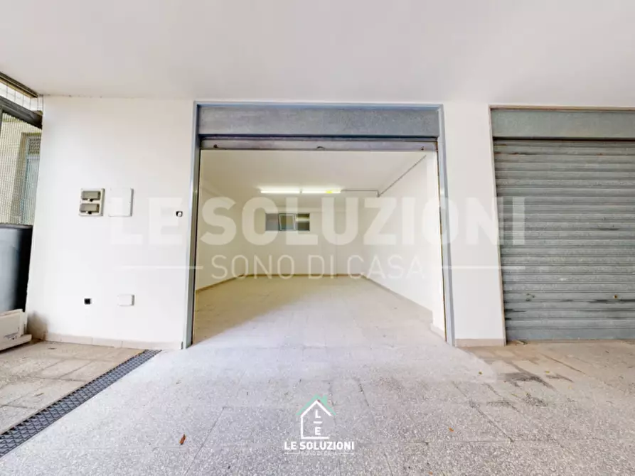 Immagine 3 di Garage in affitto  in Via Richard Wagner 4 a Putignano