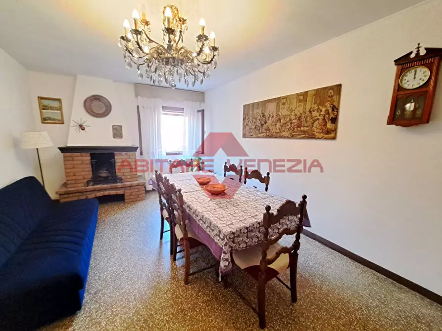 Immagine 2 di Appartamento in vendita  in Secco Marina a Venezia
