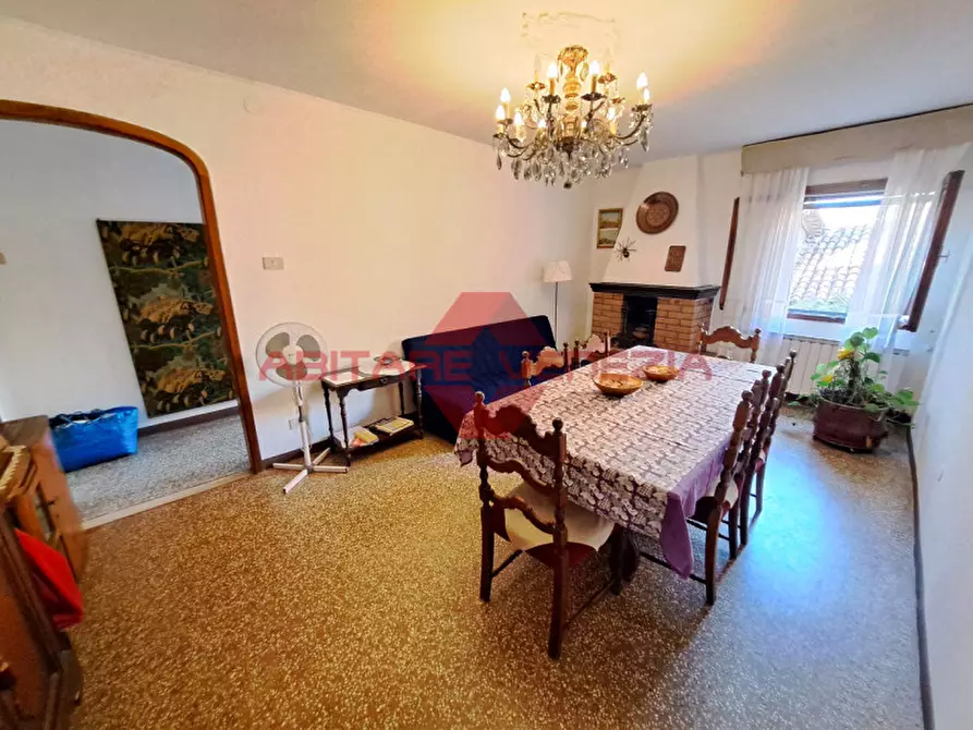 Immagine 4 di Appartamento in vendita  in Secco Marina a Venezia