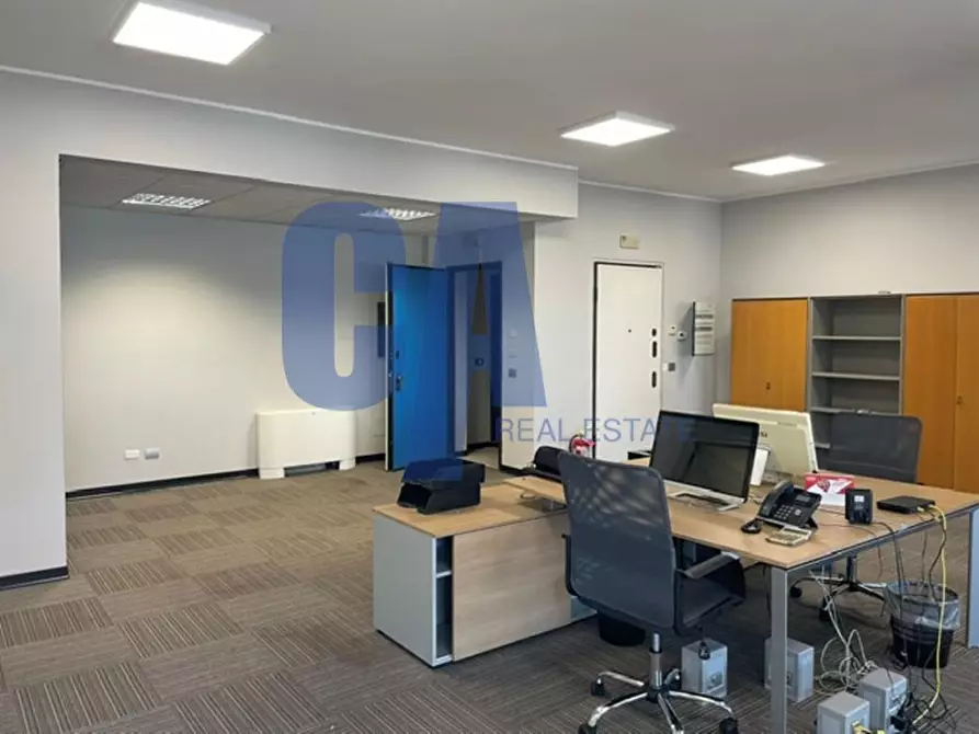 Immagine 3 di Ufficio in affitto  in VIA AGRATE a Concorezzo