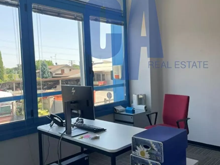Immagine 5 di Ufficio in affitto  in VIA AGRATE a Concorezzo