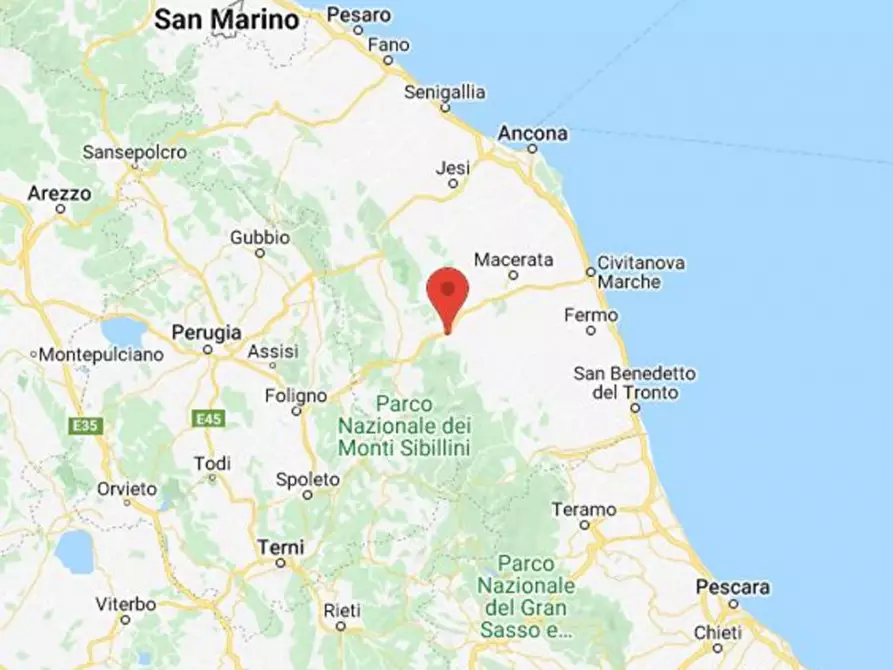 Immagine 16 di Appartamento in vendita  in Via Buscalferri, N. 3 a Caldarola