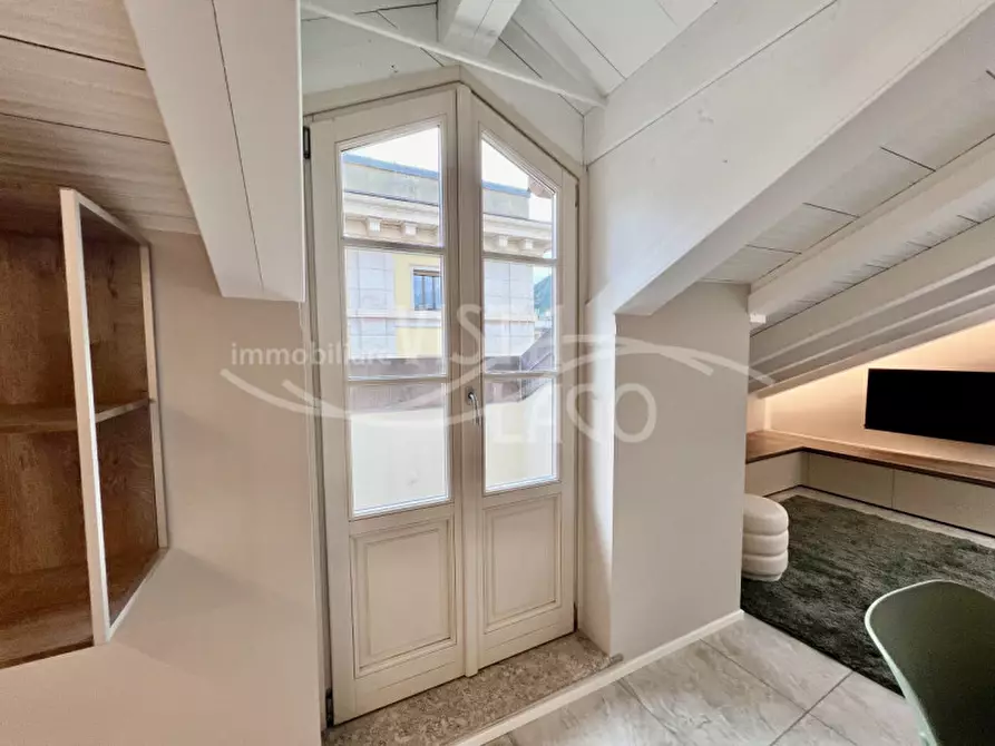 Immagine 15 di Attico in affitto  in Via Francesco Muralto 7 a Como