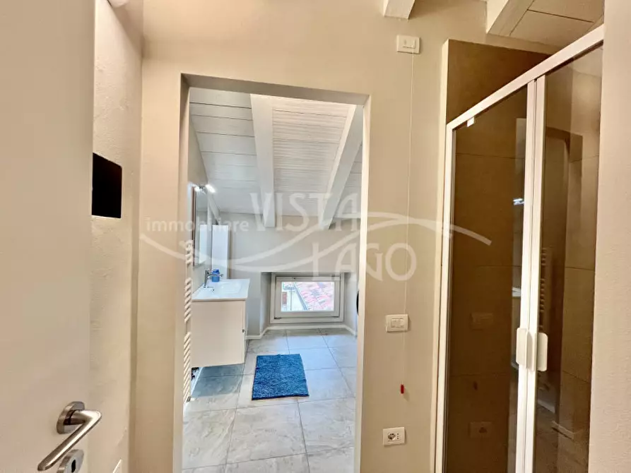 Immagine 22 di Attico in affitto  in Via Francesco Muralto 7 a Como