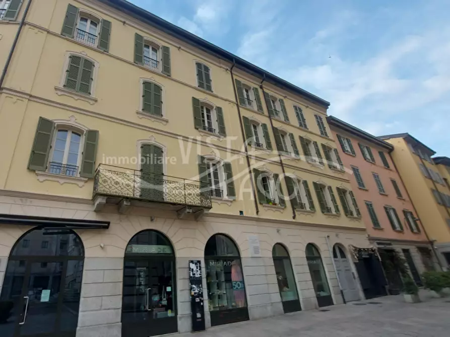 Immagine 34 di Attico in affitto  in Via Francesco Muralto 7 a Como