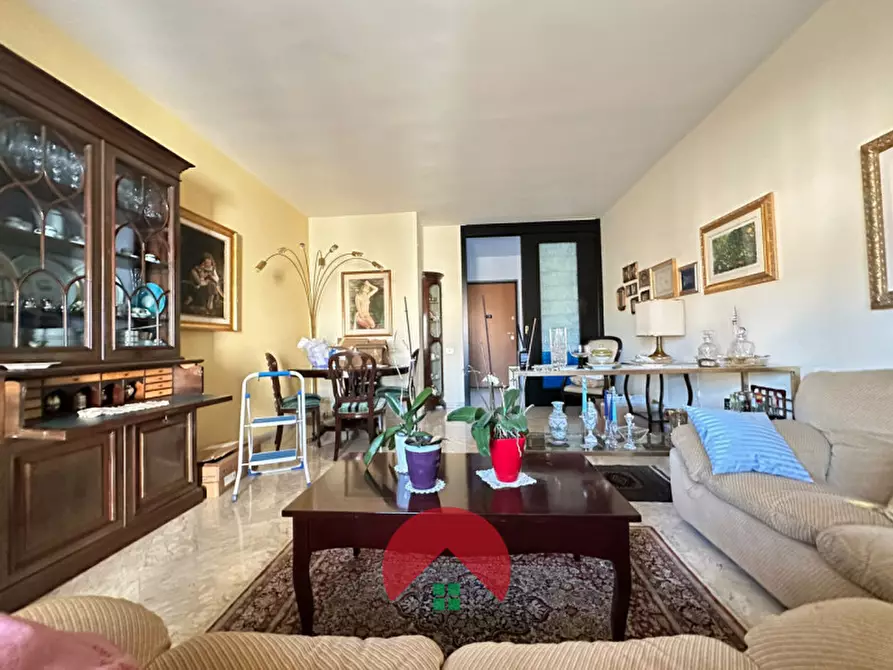 Immagine 4 di Appartamento in vendita  in Via Conversi a Matera