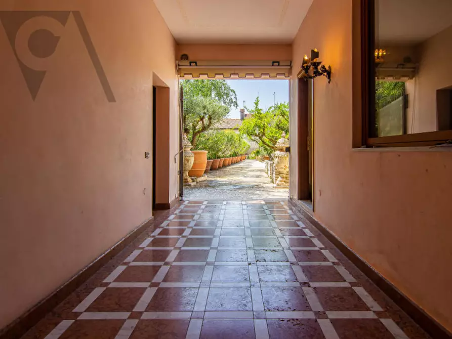 Immagine 6 di Villa in vendita  a Padova