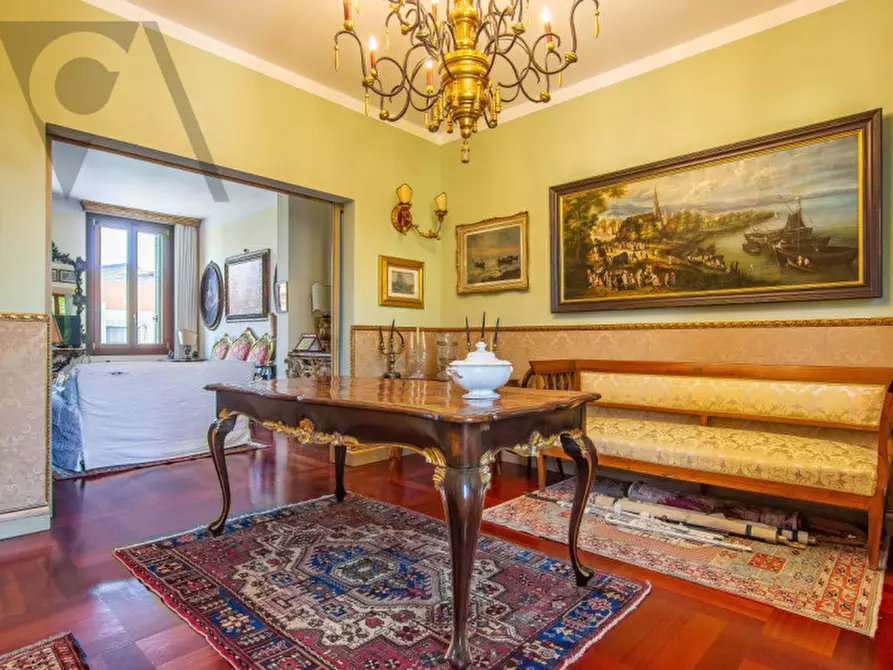 Immagine 14 di Villa in vendita  a Padova