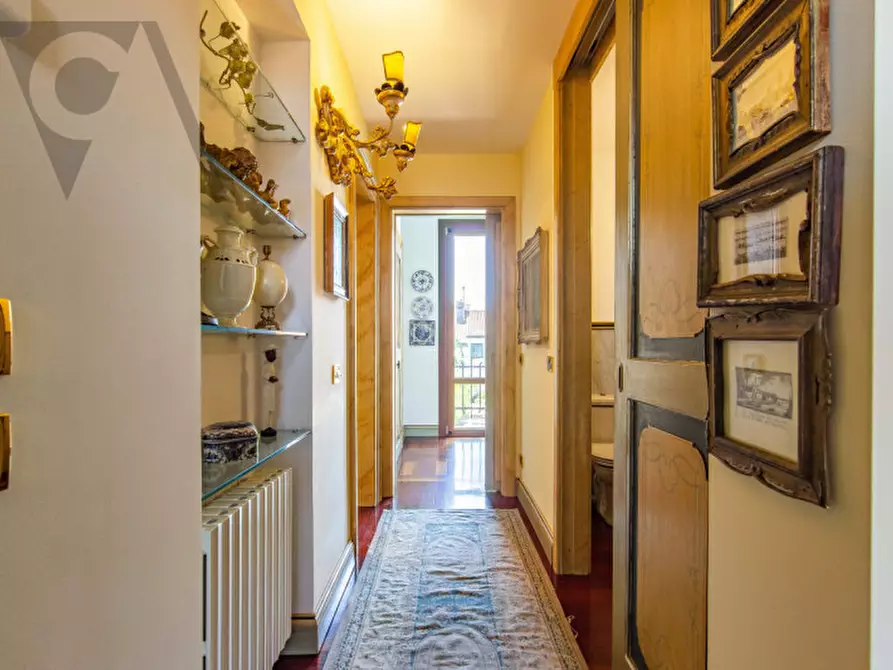 Immagine 26 di Villa in vendita  a Padova
