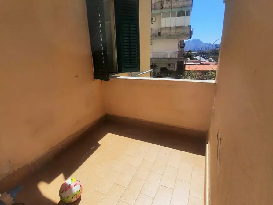 Immagine 11 di Appartamento in vendita  in Via Fratelli Campo 50 a Palermo