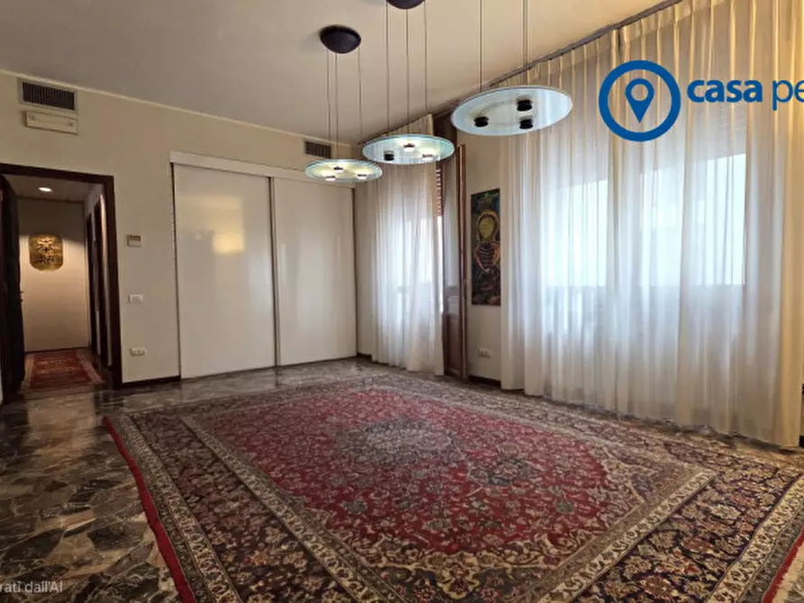 Immagine 1 di Appartamento in vendita  in Via all'Ara a Rovigo