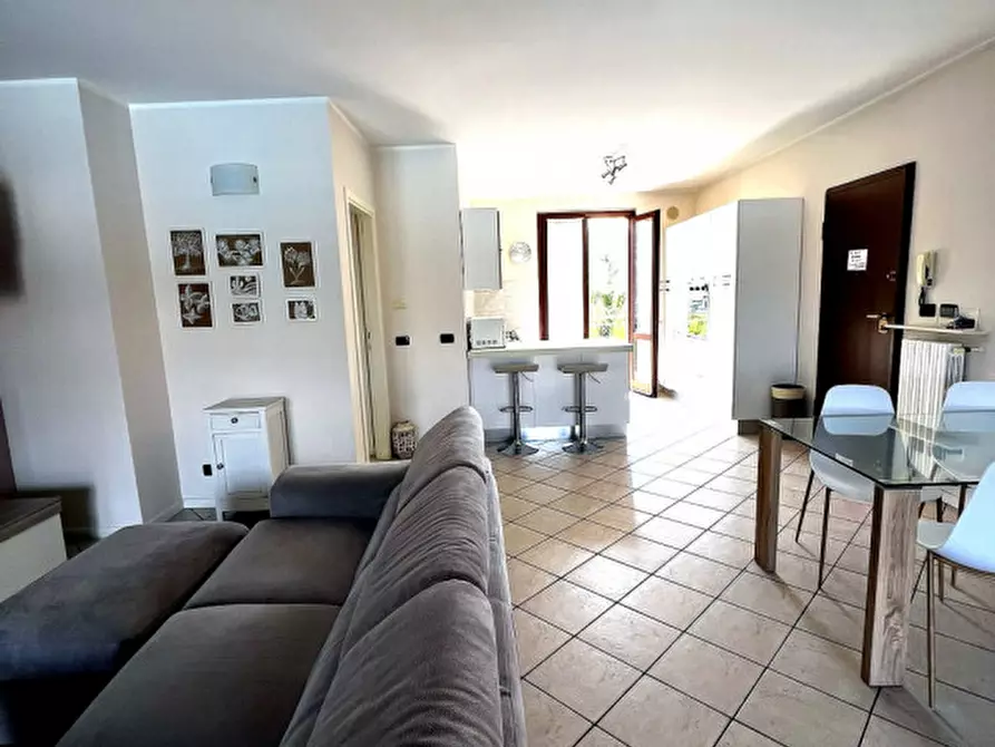 Immagine 12 di Appartamento in vendita  in Viale degli Alpini a Manerba Del Garda