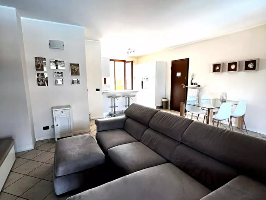 Immagine 15 di Appartamento in vendita  in Viale degli Alpini a Manerba Del Garda