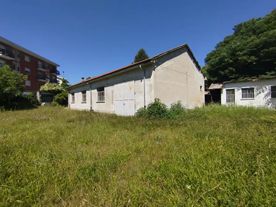 Immagine 3 di Laboratorio in vendita  in Via Duca degli Abruzzi 8 a Trofarello