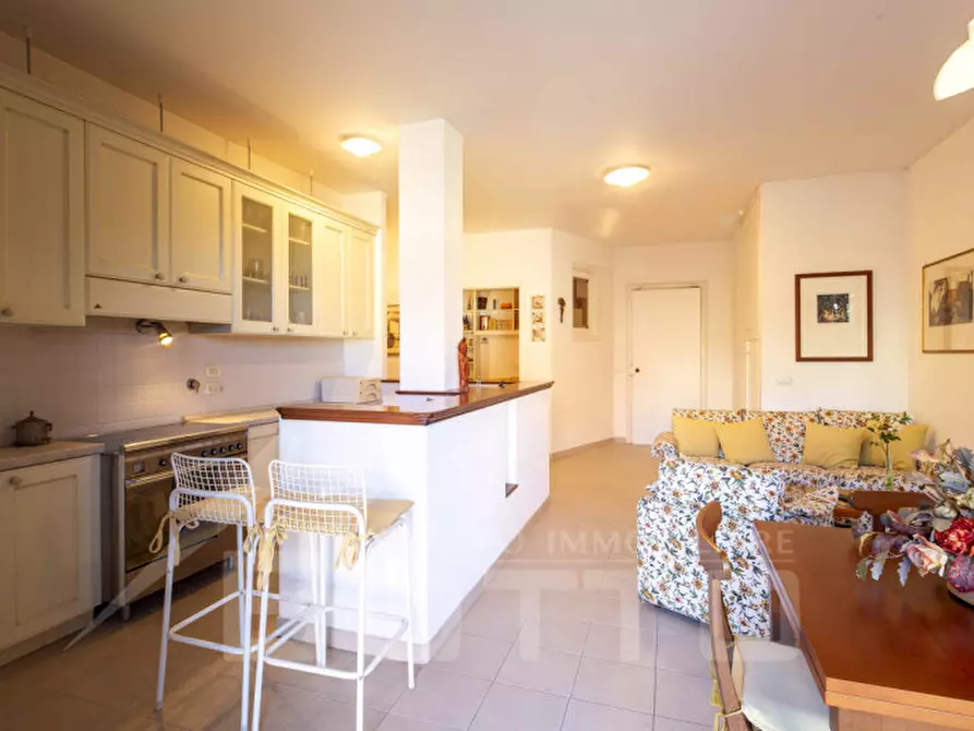 Immagine 23 di Appartamento in vendita  in Via Duca degli Abruzzi n.81 a San Remo