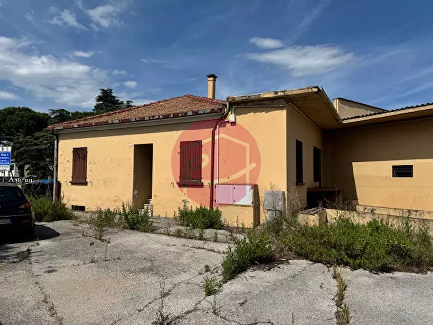 Immagine 1 di Casa indipendente in vendita  a Santarcangelo Di Romagna