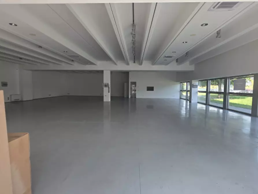 Immagine 2 di Ufficio in affitto  a Castelfranco Veneto