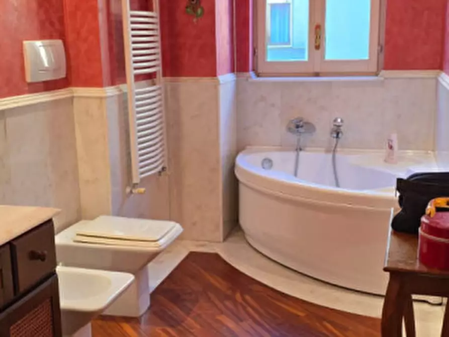 Immagine 4 di Appartamento in vendita  in Via Taranto, 33 a Andria