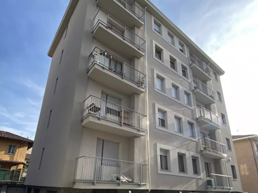 Immagine 24 di Appartamento in vendita  in Via Leonardo Cocito a Alba