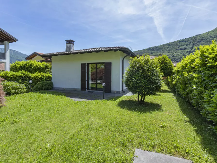 Immagine 23 di Villa in vendita  in via alla piana,84 a Cannobio