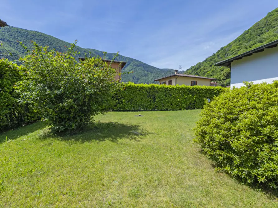 Immagine 27 di Villa in vendita  in via alla piana,84 a Cannobio