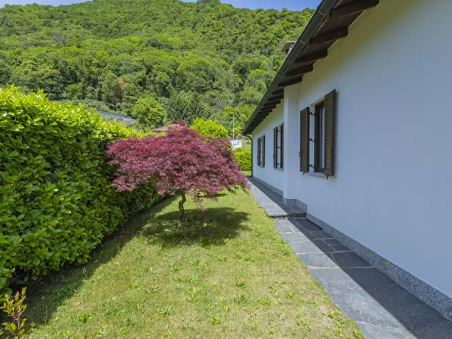 Immagine 29 di Villa in vendita  in via alla piana,84 a Cannobio