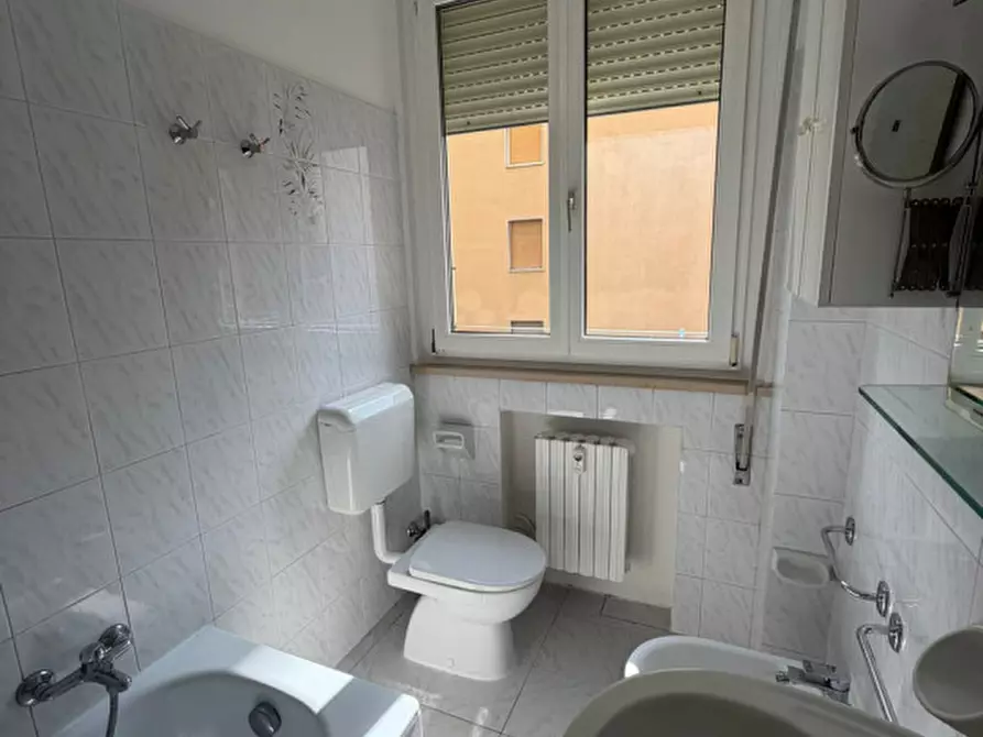 Immagine 14 di Appartamento in vendita  in Via Montebello a Parma