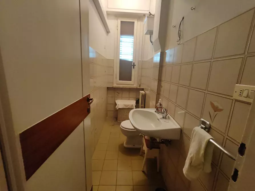 Immagine 6 di Appartamento in vendita  in VIA VARCHI a Firenze