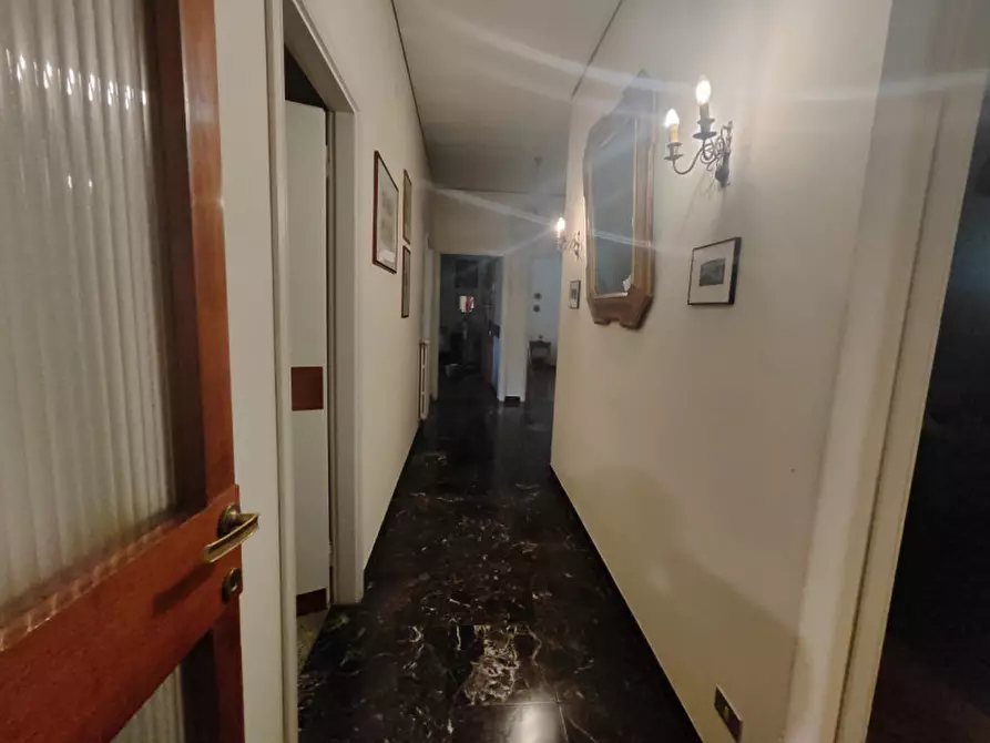 Immagine 17 di Appartamento in vendita  in VIA VARCHI a Firenze