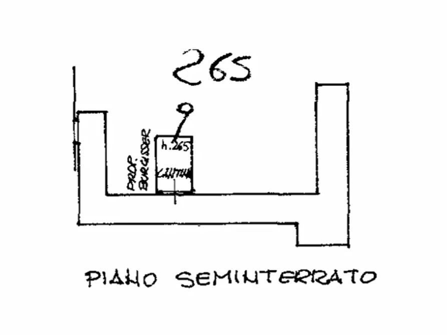 Immagine 22 di Appartamento in vendita  in VIA VARCHI a Firenze