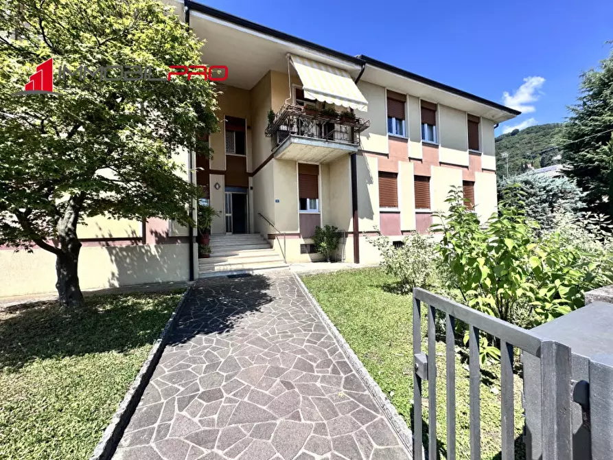 Immagine 1 di Appartamento in vendita  in Via Asiago, 26 a Schio