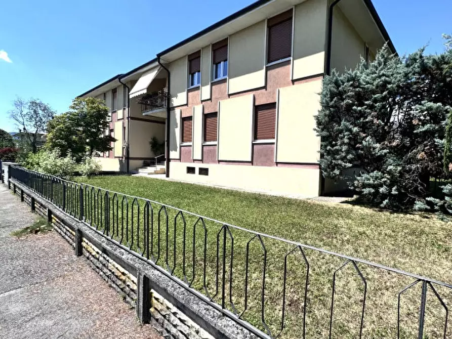 Immagine 19 di Appartamento in vendita  in Via Asiago, 26 a Schio