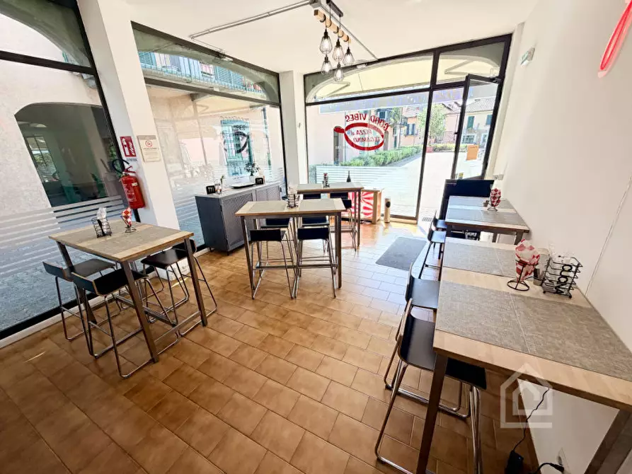 Immagine 19 di Attività commerciale in vendita  in Via Italia 4 a Chivasso