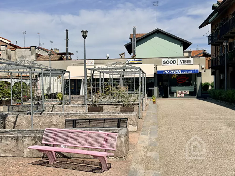 Immagine 21 di Attività commerciale in vendita  in Via Italia 4 a Chivasso