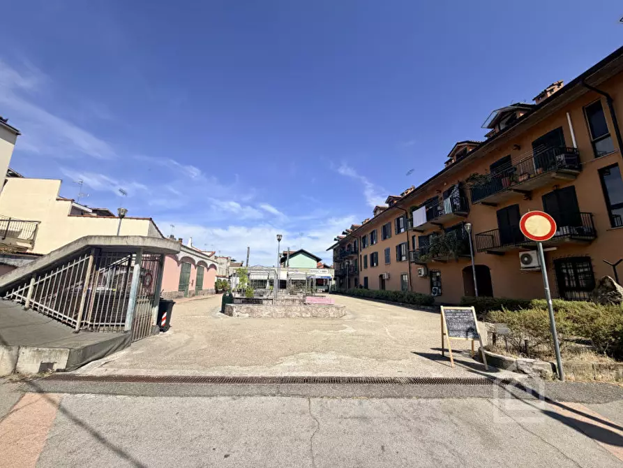 Immagine 37 di Attività commerciale in vendita  in Via Italia 4 a Chivasso