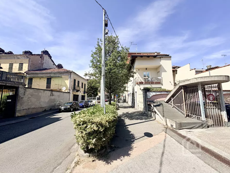 Immagine 39 di Attività commerciale in vendita  in Via Italia 4 a Chivasso