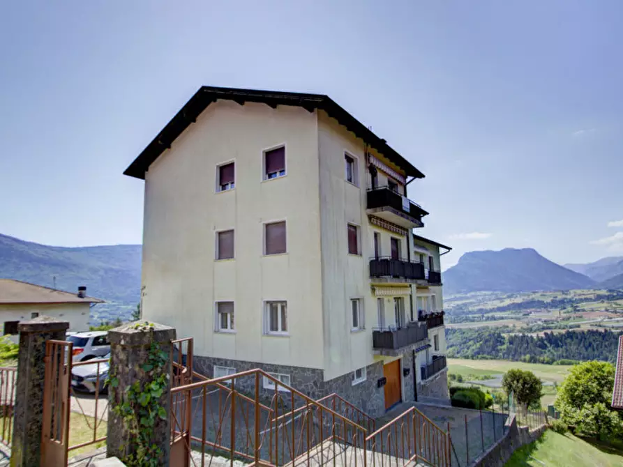 Immagine 20 di Appartamento in vendita  in Via Giovanni Battista Sicheri, 14 a Stenico