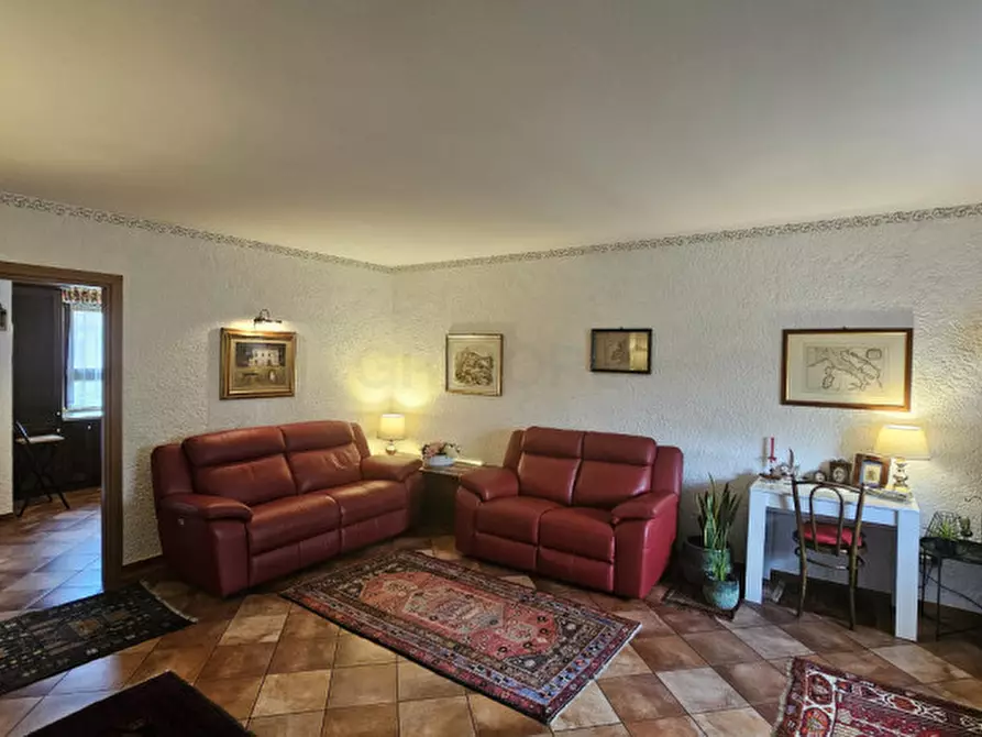 Immagine 1 di Villetta a schiera in vendita  in Piazza Guglielmo Marconi, 5, 34070 Capriva del Friuli GO a Capriva Del Friuli