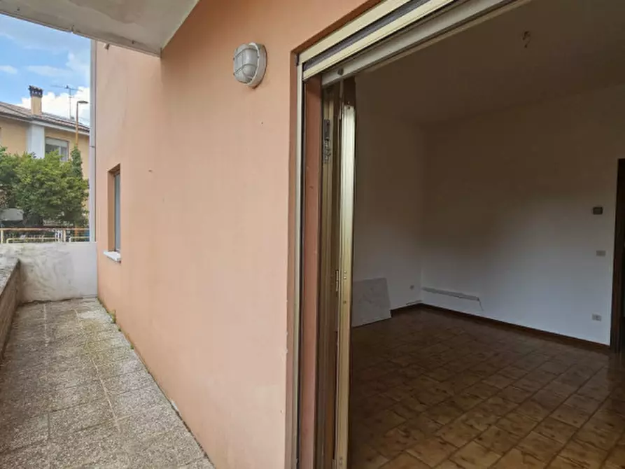 Immagine 8 di Appartamento in vendita  in Via Giuseppe Sinicco 15 a Cormons