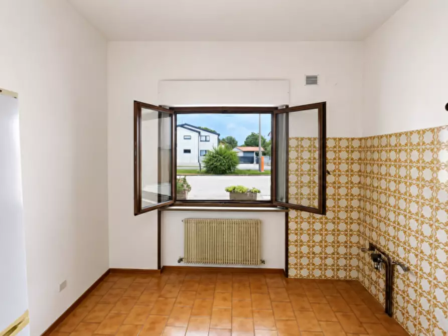 Immagine 12 di Appartamento in vendita  in Via Giuseppe Sinicco 15 a Cormons