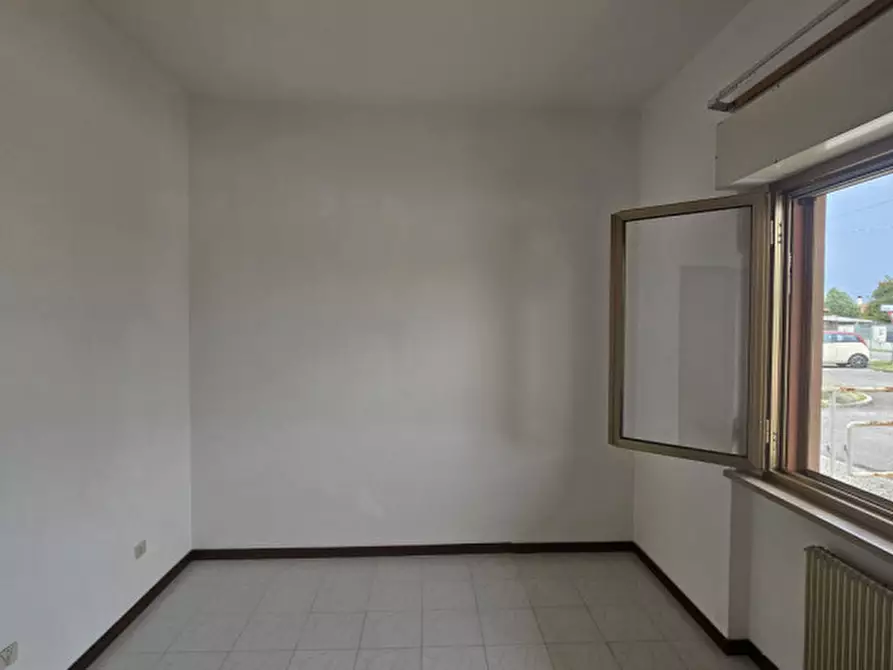 Immagine 20 di Appartamento in vendita  in Via Giuseppe Sinicco 15 a Cormons