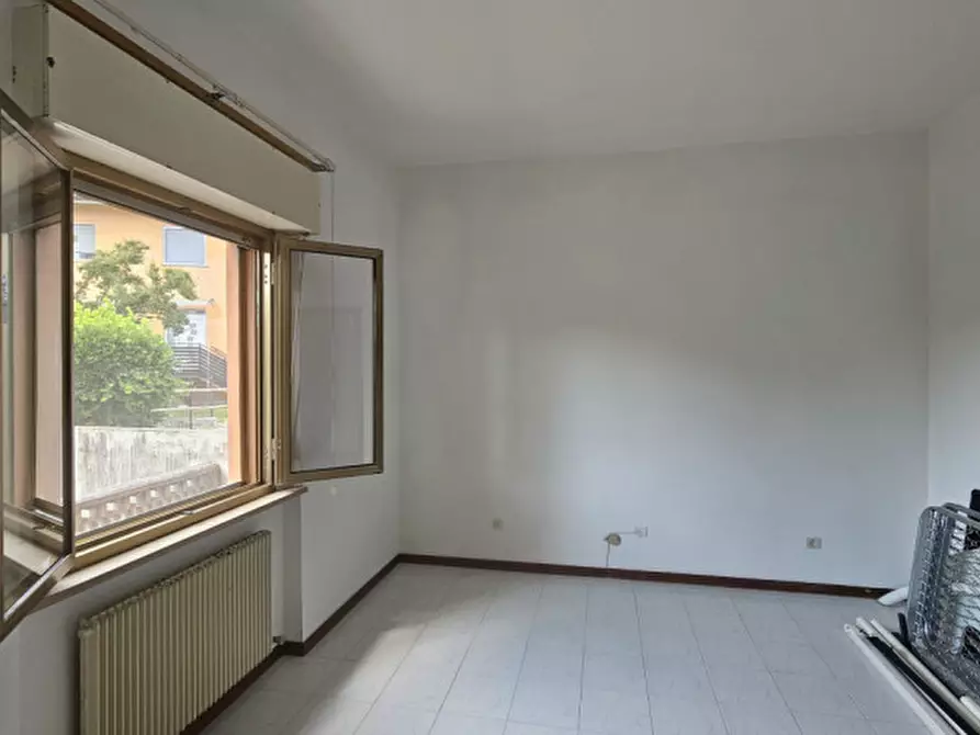 Immagine 27 di Appartamento in vendita  in Via Giuseppe Sinicco 15 a Cormons